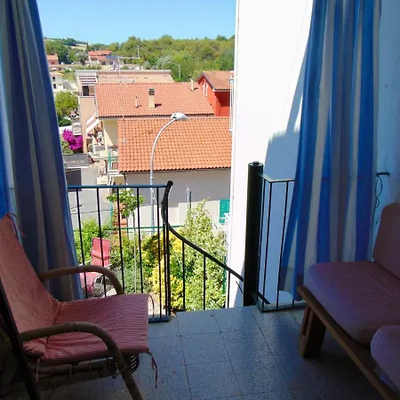 N261 - Numana, Trilocale In Centro Storico Con Vista Panoramica